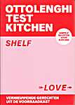 Ottolenghi - Ottolenghi test kitchen - Shelf Love, Simpele recepten voor elke dag, vernieuwende gerechten uit de voorraadkast - Yotam Ottolenghi, Noor Murad (Ebury Publishing / Penguin Random House groep / Fontaine Uitgevers Amsterdam - Isbn: 9789464040883)