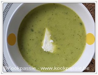 kookpassie.be - Courgette - Courgettesoep met erwtjes en feta (Thermomix)