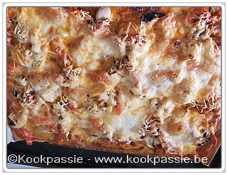 kookpassie.be - Pizza: kip, mozzarella, champignon, rode paprika, tomato Fritto, iets room, restje abrikozen, gemalen kaas, italiaanse kruiden