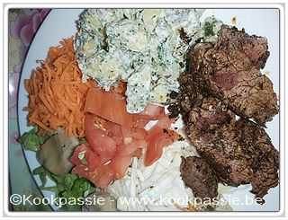 kookpassie.be - Filet pur (Colruyt) met chimuchuri, koude aardappelsalade en rauwe groentjes - D2