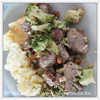 kookpassie.be - Steak met amandelen cashew en broccoli (854)