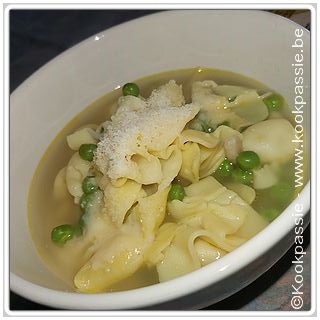 kookpassie.be - Tortellini - Tortellinis au fromage, bouillon aux petits pois (Thermomix)