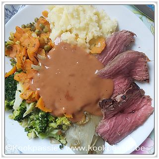 kookpassie.be - Rosbief met puree en worteltjes erwtjes, witloof, broccoli, courgette en jagersaus mama (155) (14 15 16/10)