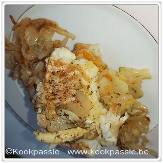kookpassie.be - Kabeljauw met gebakken ui, puree en groentjes (Pascale Naessens en Martine Lycke)