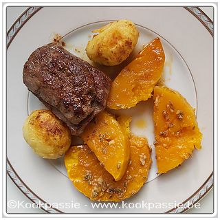 kookpassie.be - Pompoen uit de oven met lamsvlees en gebakken microgolf aardappeltje