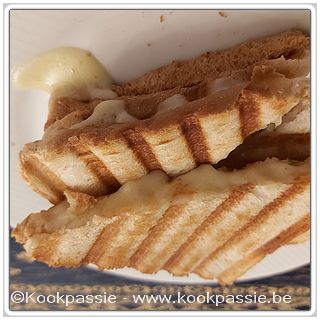 kookpassie.be - Toast met brie en look