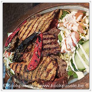 kookpassie.be - Konak - Geen aanrader - 82,10 € voor 2 personen voor een Mixed grill die te veel gebakken was. Frieten en rijst onder het vlees. 1/2