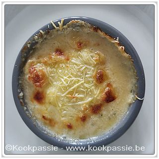 kookpassie.be - Boni Sint-Jacobs pannetje met Lookbroodjes Lidl (test look en kruiden, we verkiezen die met kruiden ) (geen dagfoto) 1/2