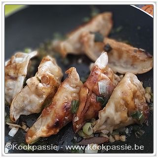kookpassie.be - Goyzas met garnalen van de Makro met gebakken lenteui en Teriyaki saus