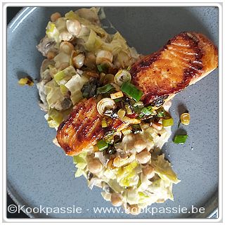 kookpassie.be - Zalm met prei, champignons en kikkererwten