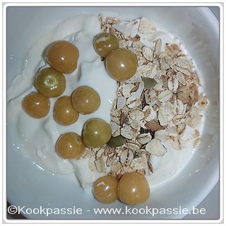 kookpassie.be - Griekse yoghurt met muesli en psysalis van Herman