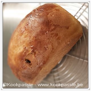 kookpassie.be - Rozijnenbrood met Luc 1/2