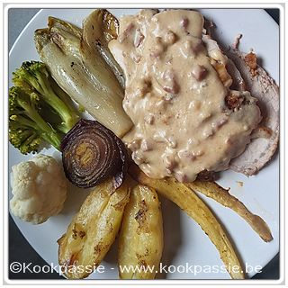 kookpassie.be - Varkensgebraad, bloemkool, broccoli, witloof, pastinaak en hespkaasbechamel in de oven (2 dagen)