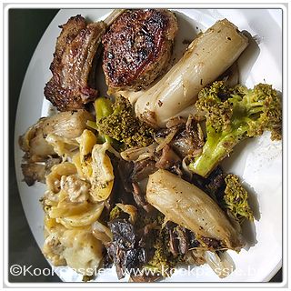 kookpassie.be - Lamskoteletjes met mengeling van broccoli, witloof en champignons en aardappelgratin