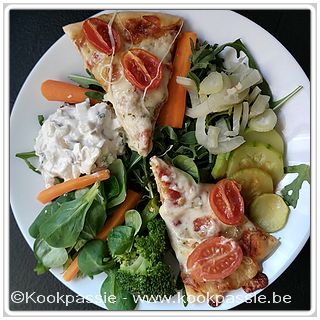 kookpassie.be - Kazenpizza met ruccola en veldsla en Gestoomde groenten - Wortel, courgette, broccoli en venkel en Platte kaas met appel, gedroogd fruit en noten en witloof