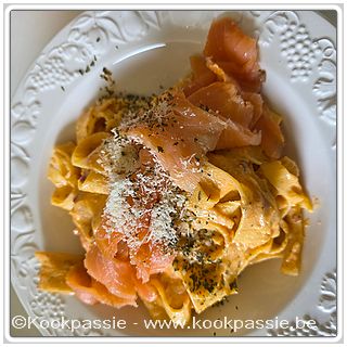 kookpassie.be - Fettuccini met kruidenkaasroomsausje en gerookte zalm