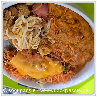 kookpassie.be - Diepvriessurprise: Kreeftensoep, met rest van de groentjes, mie, cheddar kaas