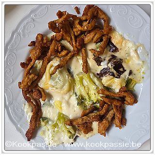 kookpassie.be - Ovenschotel met Tortellini en gebakken varkensvleesreepjes