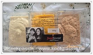 kookpassie.be - LSF testertjes. Veel salami wel in het eerste pakket van Delhaize, Hummus met wortel, niet zo mn ding 1/2