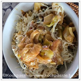 kookpassie.be - Spirelli met gebakken kip en wokgroenten