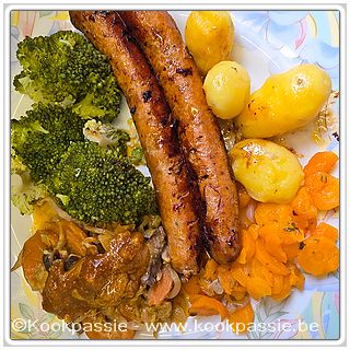 kookpassie.be - Merguez met gekookte krielaardappeltjes en broccoli, worteltjes en restje sojagroentenmix