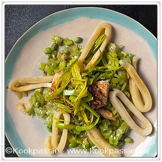kookpassie.be - Zalmfilet (en inktvis) met prei en edamame bonen (Pascale Naessens)