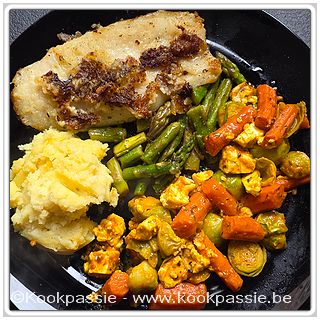 kookpassie.be - Pangasius met gebakken asperges en restje wortel, spruit, feta en rode pesto