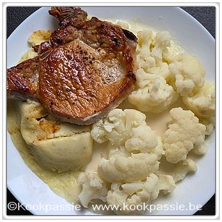 kookpassie.be - Varkenskotelet met bloemkoom en puree vandaag, lekker winters