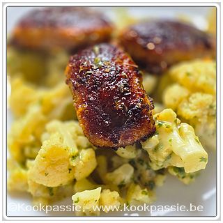 kookpassie.be - Boomstammetjes met gestoomde bloemkool en currysaus