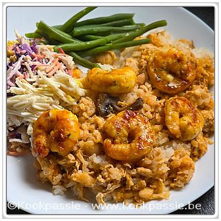 kookpassie.be - Rijst met kip, witte boontjes en rauwe groentjes (selder, wortel, rode en witte kool) en prinsesseboontjes met gebakken scampi LSF