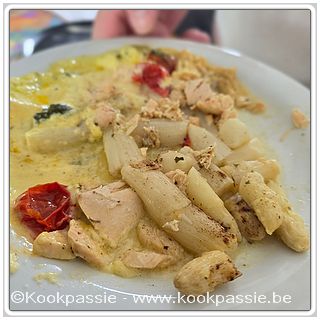 kookpassie.be - Asperges met zalm (Carrefour/LSF) Niet mn ding, maar nog voor 1 persoon Goyzas ;-)