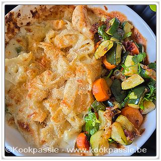 kookpassie.be - Tagliatelle gerookte zalm asperges Delimeal / LSF met in olijfolie gebakken courgette, wortel, koriander en look
