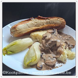 kookpassie.be - Witte worst met champignonsaus, kleine witloof en puree