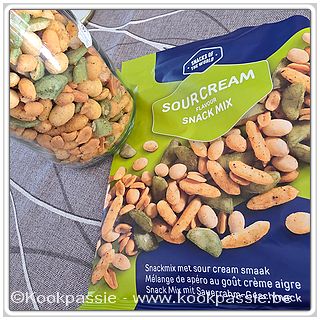 kookpassie.be - Action 1,99€ : Sour cream snack mix met sour cream smaak (te veel pinda's naar mn zin)