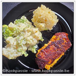 kookpassie.be - Cordon Blue (Delhaize) met gestoomde bloemkool en broccoli met kaasbechamel en puree