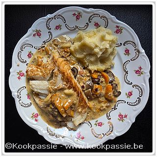 kookpassie.be - Kabeljauw, wortel en champignons in room wijnsaus met puree