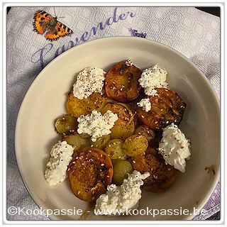 kookpassie.be - Pruim, rode en gele, abrikoos en druifjes met ricotta light