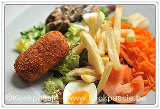 kookpassie.be - Garnalenkroket (ISPC) met frietjes en rauwe groenten
