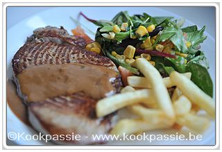 kookpassie.be - Filet pur (Colruyt) met frietjes en salade