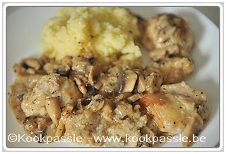 kookpassie.be - Kip - Parmesan chicken with mushroom wine sauce