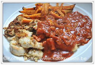 kookpassie.be - Gebakken kippenfilet met tomaten-champignonsaus en zoete aardappel uit de oven () 1/2