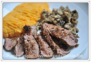kookpassie.be - Steak met champignonroom en restje bataat/aardappel puree