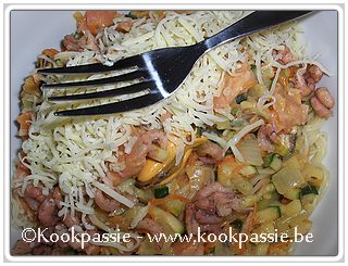 kookpassie.be - Spaghetti - Gerookte zalm met courgettes en wortel