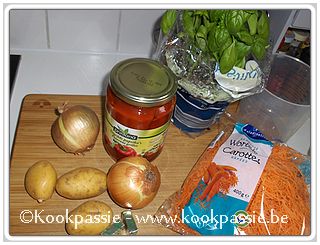 kookpassie.be - Paprika - Rode paprikasoep uit een bokaal