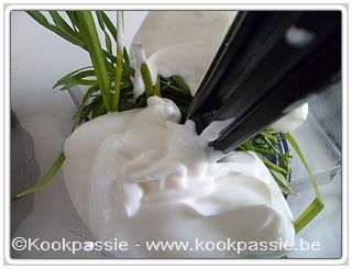 kookpassie.be - Kruidenyoghurt : oregano, bieslook en dragon