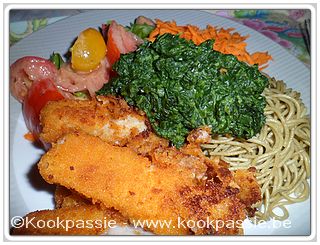 kookpassie.be - Fishsticks met spinazie, tomaat, wortel en sla