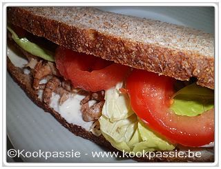 kookpassie.be - Speltbrood met garnaaltjes, sla, tomaat en mayonaise