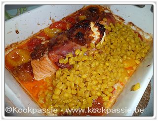 kookpassie.be - Opgevulde zalm met kleine tomaatjes in de oven en tarwe