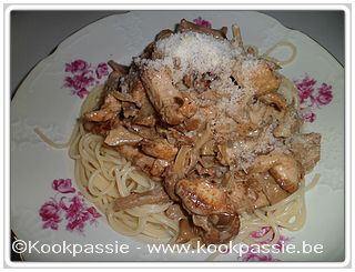 kookpassie.be - Spaghetti - Spaghetti met kip, champignions en ui