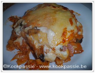 kookpassie.be - Tagliatelli - Wok pasta met aubergine-tomaatsaus, gekookte hesp en xantana saus (2 dagen)